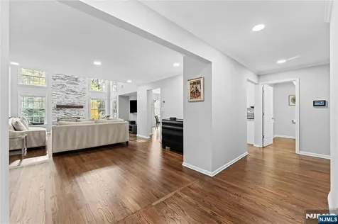 4 Mcmanus Court West Orange NJ 07052