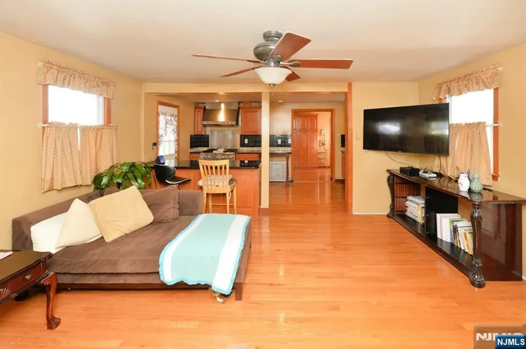 99 E Broad Street Bergenfield NJ 07621