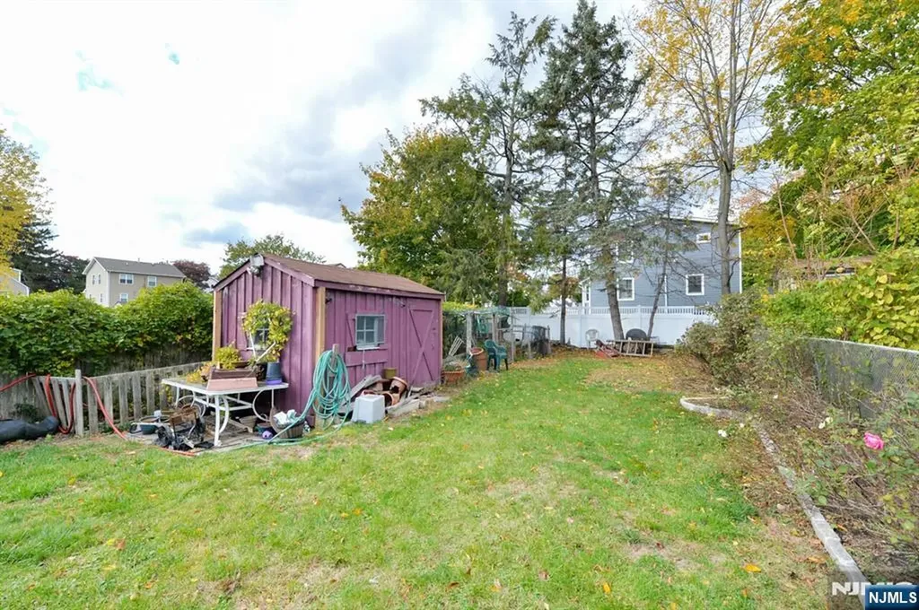 99 E Broad Street Bergenfield NJ 07621