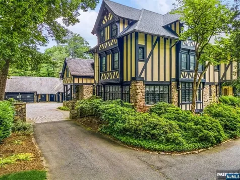 131 Rensselaer Road Essex Fells NJ 07021