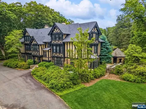 131 Rensselaer Road Essex Fells NJ 07021