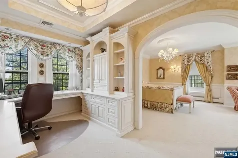 131 Rensselaer Road Essex Fells NJ 07021