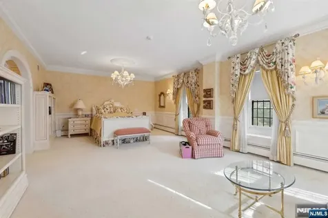 131 Rensselaer Road Essex Fells NJ 07021