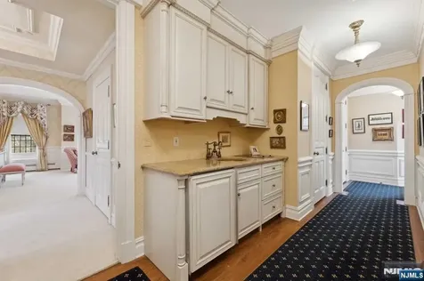 131 Rensselaer Road Essex Fells NJ 07021
