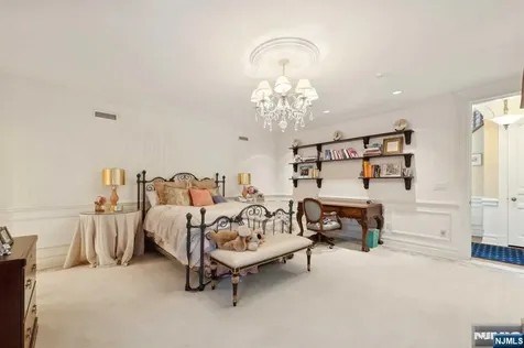 131 Rensselaer Road Essex Fells NJ 07021