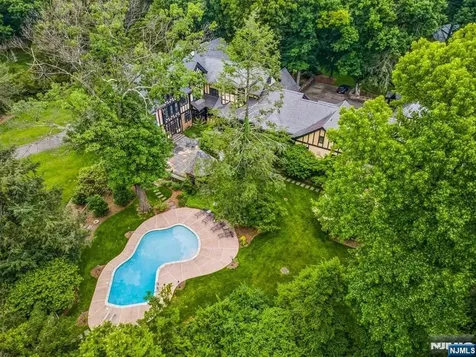 131 Rensselaer Road Essex Fells NJ 07021