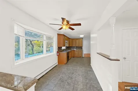 54 Mapledale Avenue Roxbury Township NJ 07876