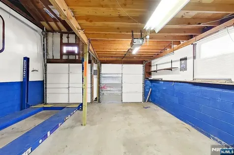54 Mapledale Avenue Roxbury Township NJ 07876