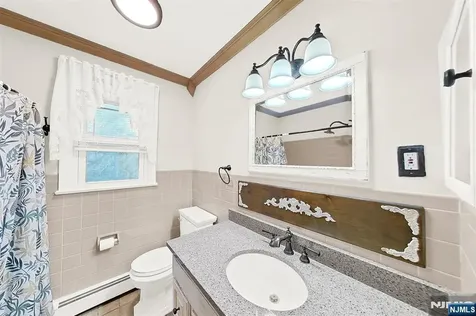 54 Mapledale Avenue Roxbury Township NJ 07876