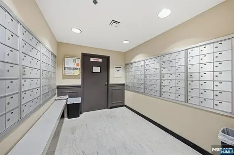 1265 15th Street Fort Lee NJ 07024