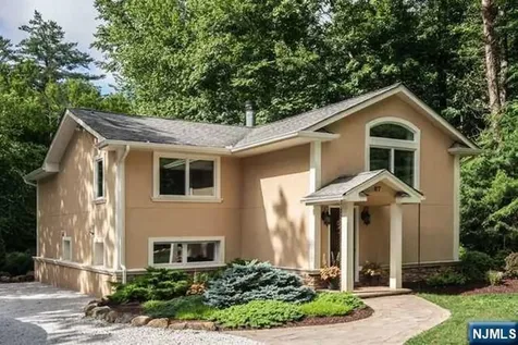 67 Hanover Road West Milford NJ 07421