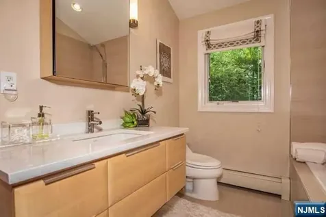 67 Hanover Road West Milford NJ 07421