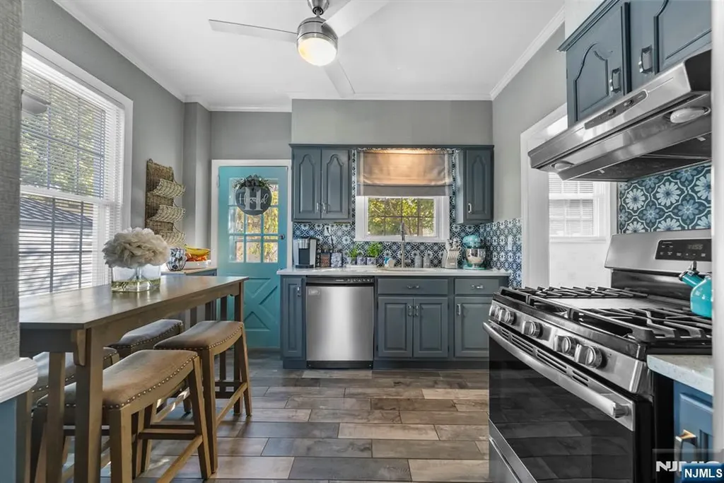 15 Parkway Bloomfield NJ 07003