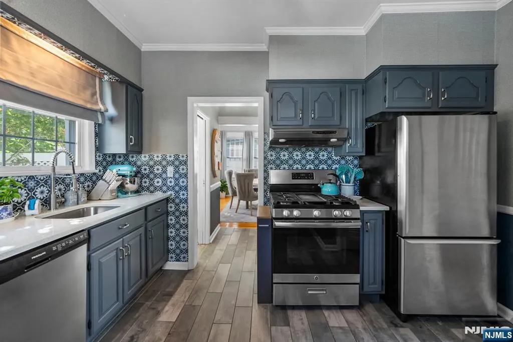 15 Parkway Bloomfield NJ 07003