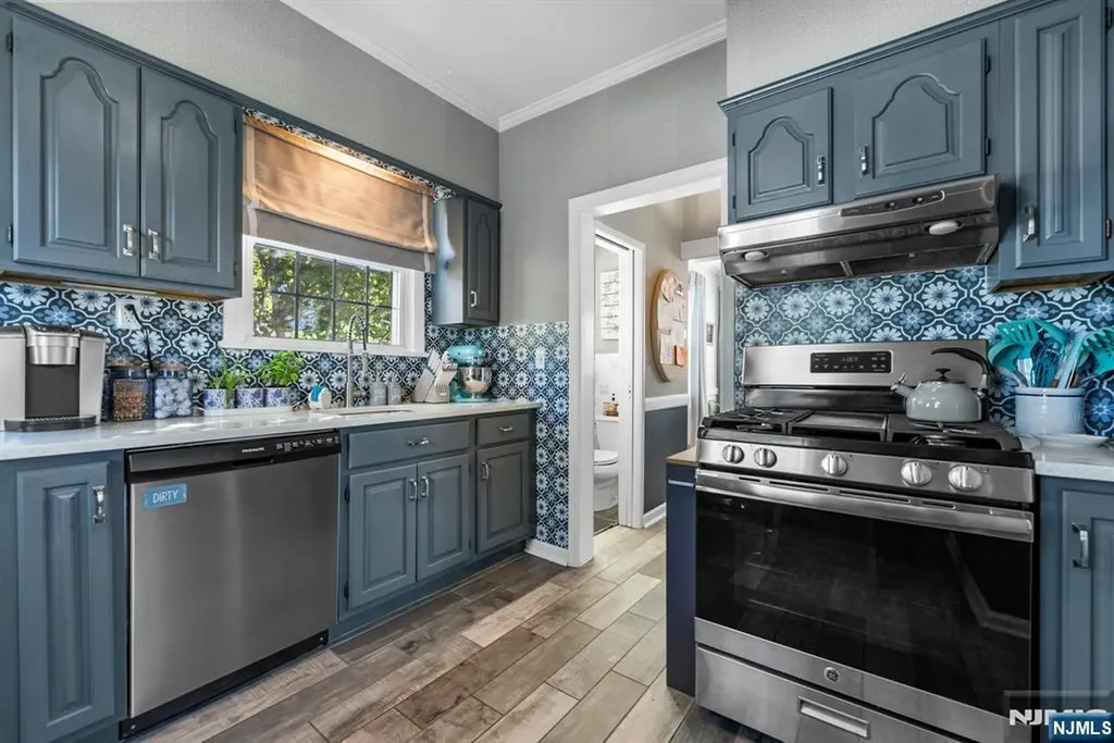 15 Parkway Bloomfield NJ 07003