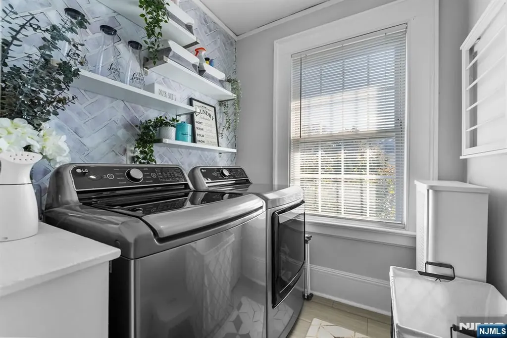 15 Parkway Bloomfield NJ 07003