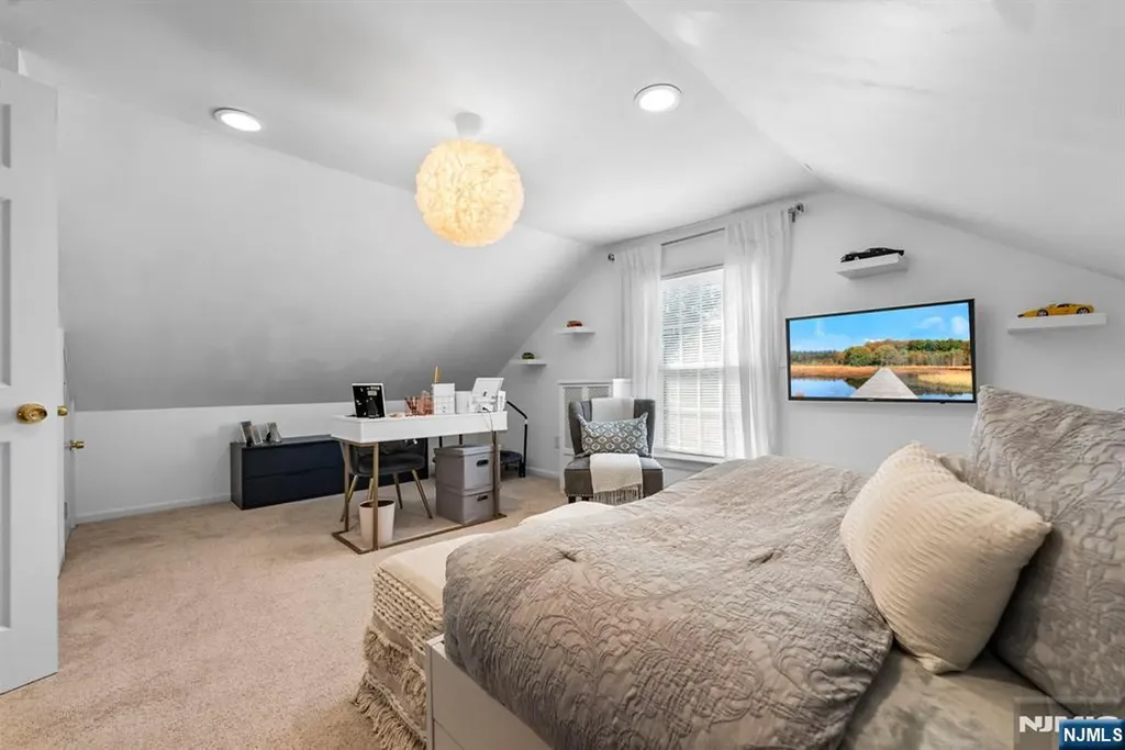 15 Parkway Bloomfield NJ 07003