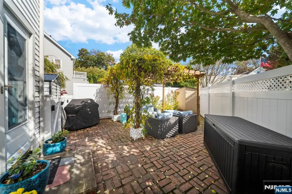 15 Parkway Bloomfield NJ 07003