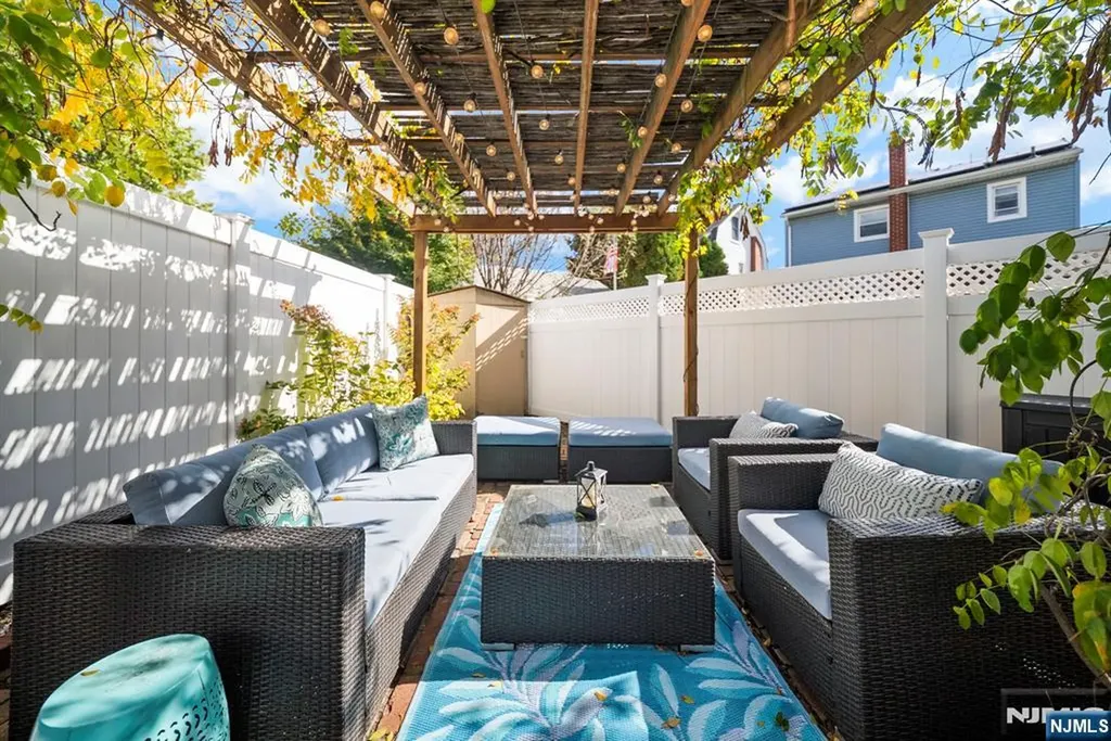 15 Parkway Bloomfield NJ 07003