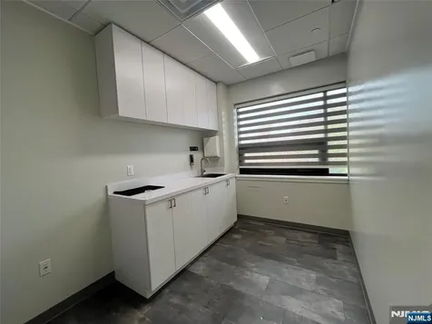 784 Grand Avenue Ridgefield NJ 07657