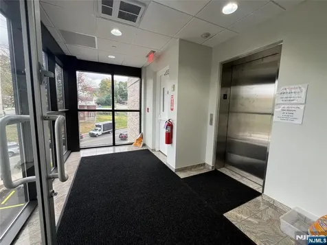784 Grand Avenue Ridgefield NJ 07657