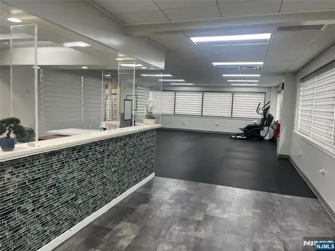 784 Grand Avenue Ridgefield NJ 07657