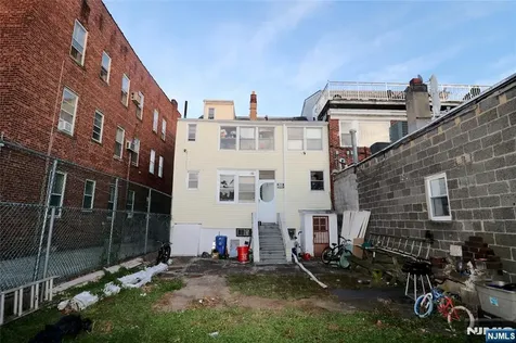 233-235 Adams Street Newark NJ 07105