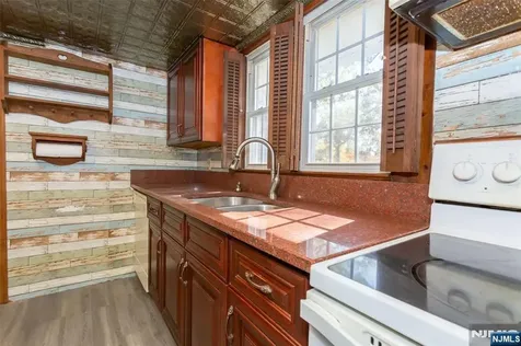 318 Germantown Road West Milford NJ 07480