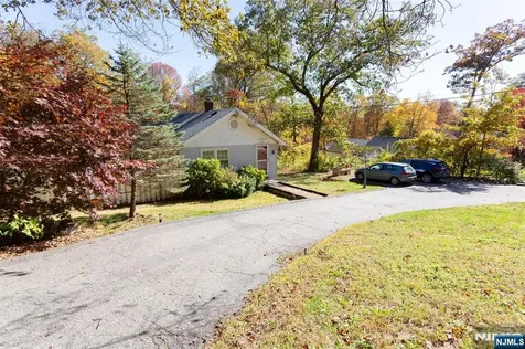 318 Germantown Road West Milford NJ 07480