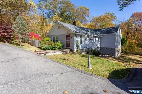 318 Germantown Road West Milford NJ 07480