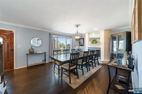 25 Glenview Road Nutley NJ 07110