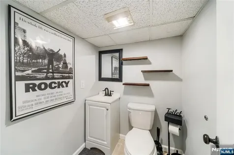 25 Glenview Road Nutley NJ 07110