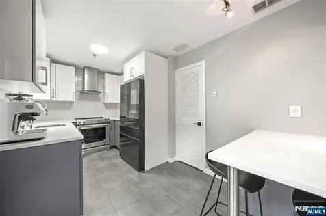 1333 15th Street Fort Lee NJ 07024