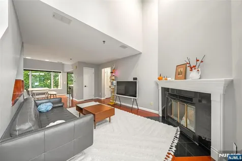 1333 15th Street Fort Lee NJ 07024