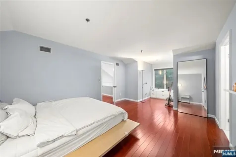 1333 15th Street Fort Lee NJ 07024