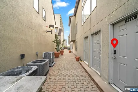 1333 15th Street Fort Lee NJ 07024