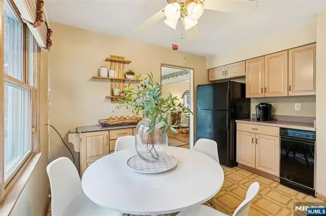 277 Spring Valley Road Park Ridge NJ 07656