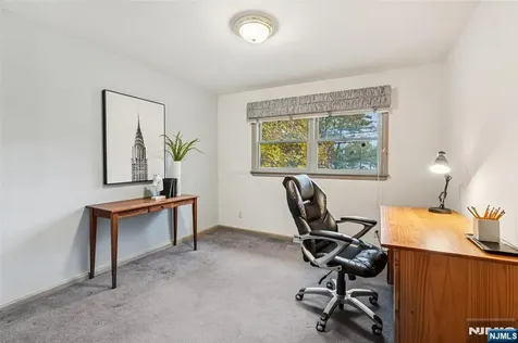 277 Spring Valley Road Park Ridge NJ 07656