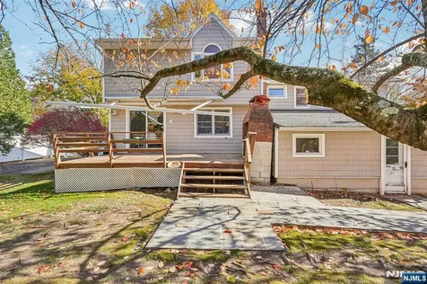 277 Spring Valley Road Park Ridge NJ 07656