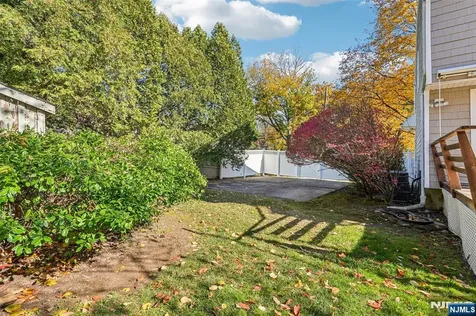277 Spring Valley Road Park Ridge NJ 07656