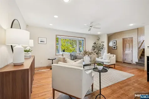 277 Spring Valley Road Park Ridge NJ 07656