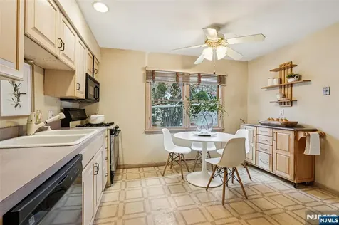 277 Spring Valley Road Park Ridge NJ 07656