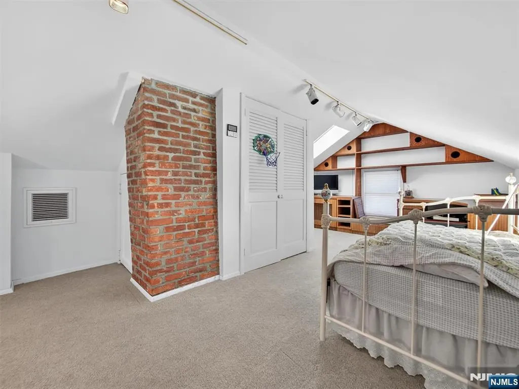 251 Summit Avenue Bogota NJ 07603