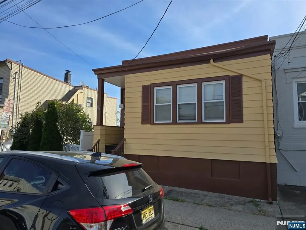 16 Lake Street Belleville NJ 07109