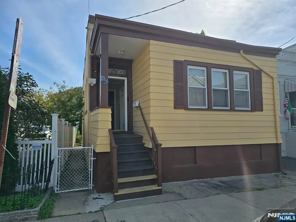 16 Lake Street Belleville NJ 07109