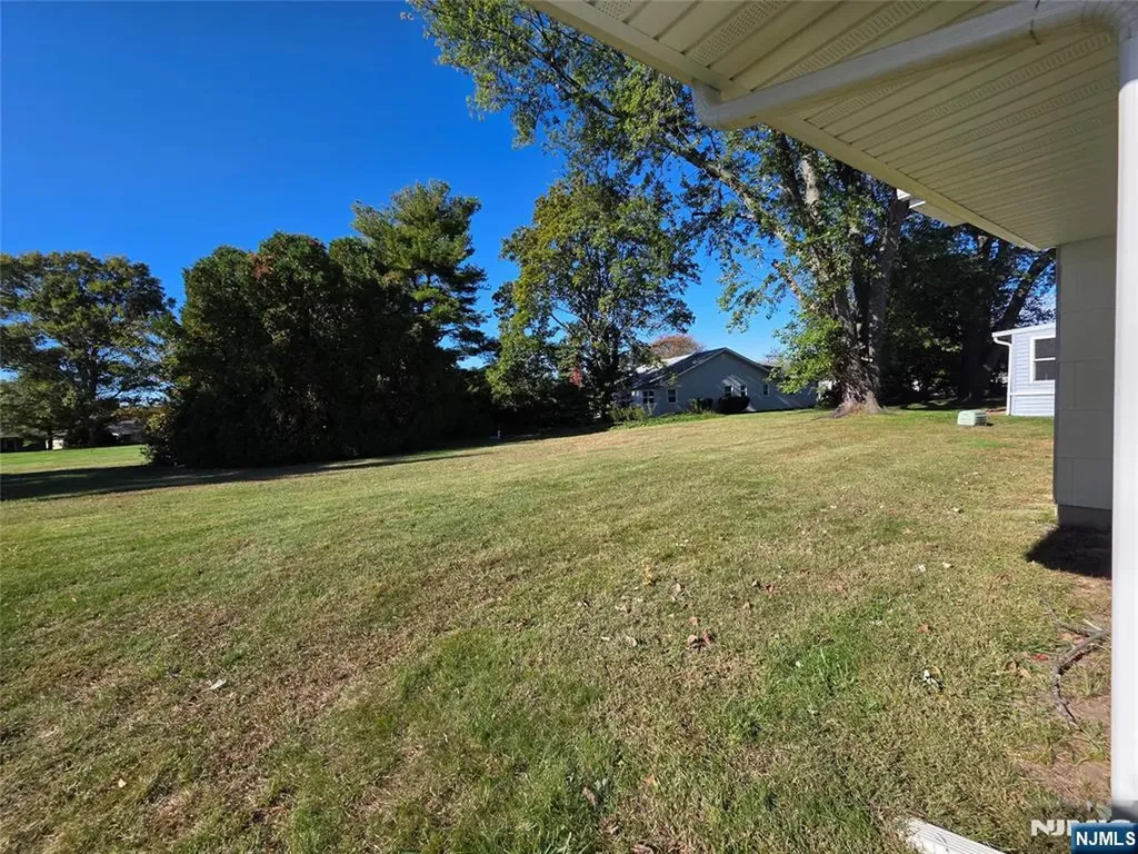 8 Barker Street Brick NJ 08724