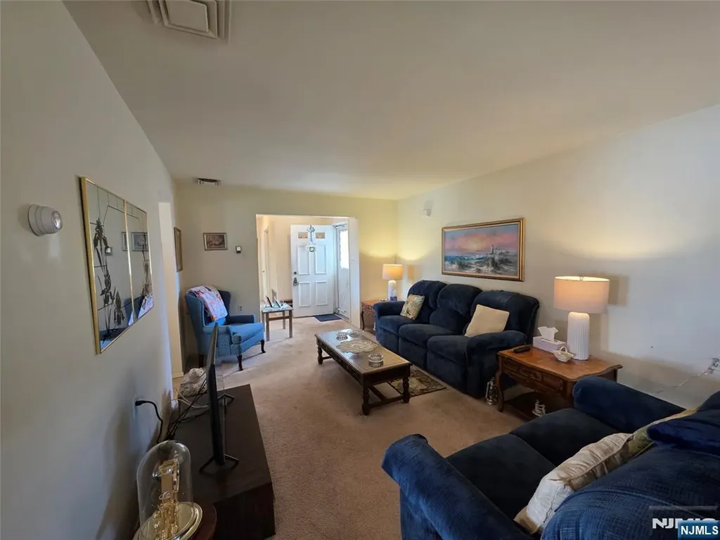 8 Barker Street Brick NJ 08724