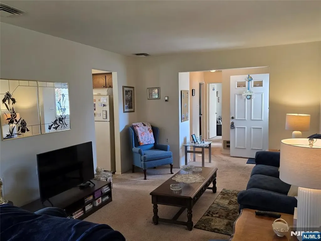 8 Barker Street Brick NJ 08724