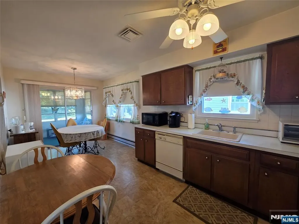 8 Barker Street Brick NJ 08724