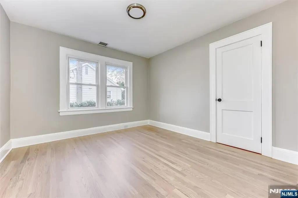 8 Parkway Caldwell NJ 07006